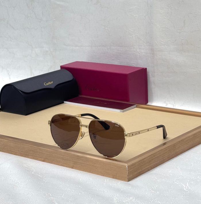 Cartier Classic Aviator Sunglasses With A Gold-Metal Frame And Brown Lenses