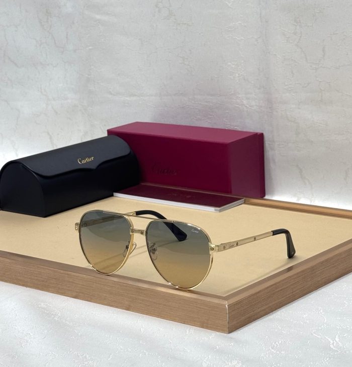 Cartier Classic Aviator Sunglasses With A Gold-Metal Frame And Pale Gold Lenses