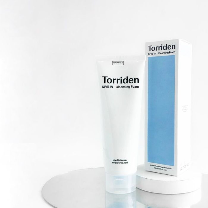 Torriden Balanceful Cica Pore Cleansing Foam