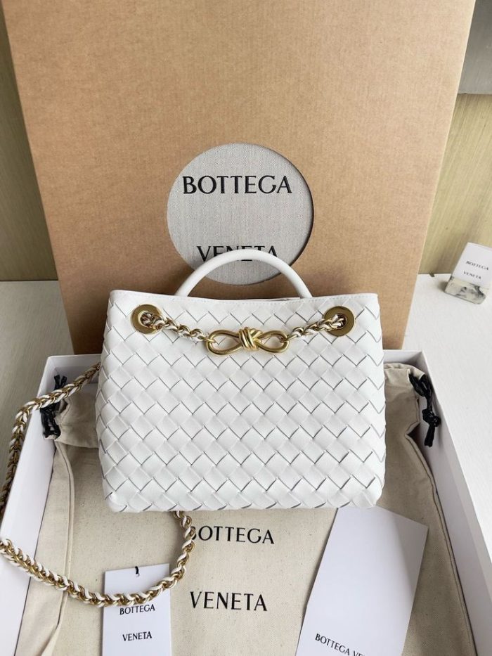 Bottega Veneta Small Andiamo top handle bag in a white color 23x8x20cm