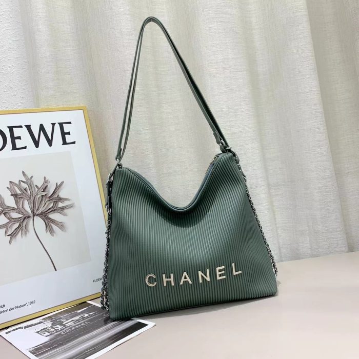 Chanel Pleated Logo Hobo Shoulder Bag in green