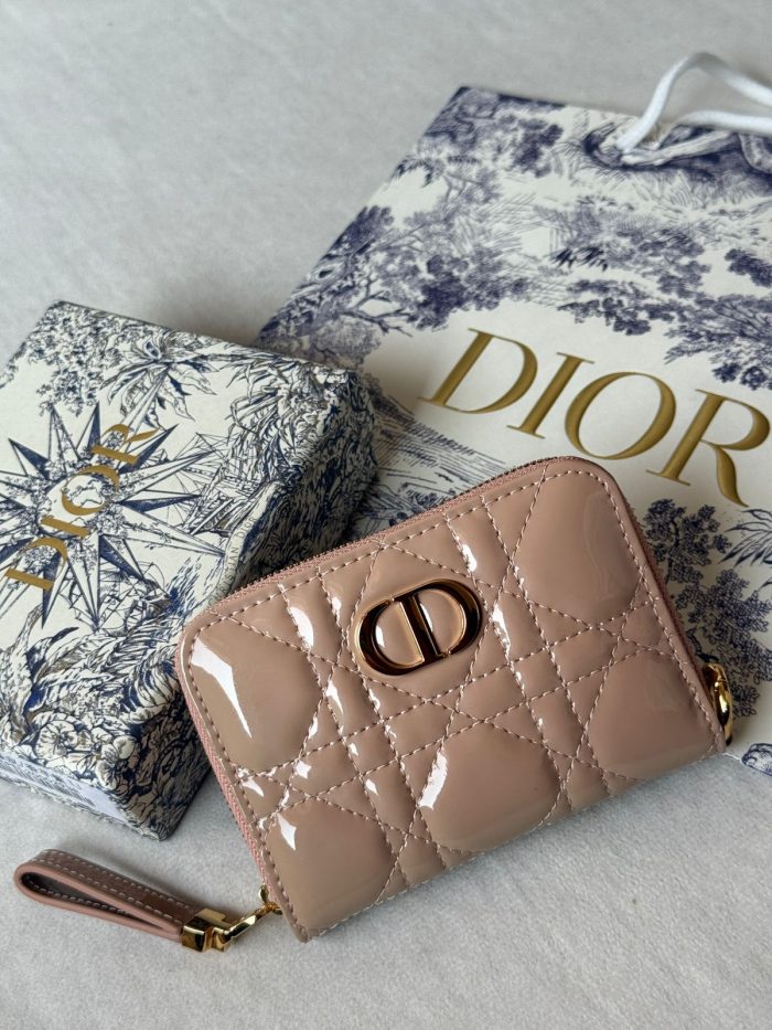 Dior Caro Patent Leather Zipped Wallet in Beige Nude