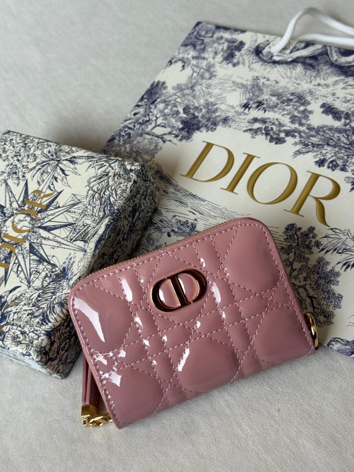 Dior Caro Patent Leather Zipped Wallet in Pink