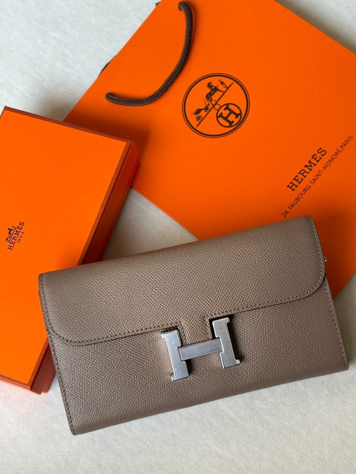 Hermès Constance To Go wallet in etoupe Epsom leather with palladium hardware