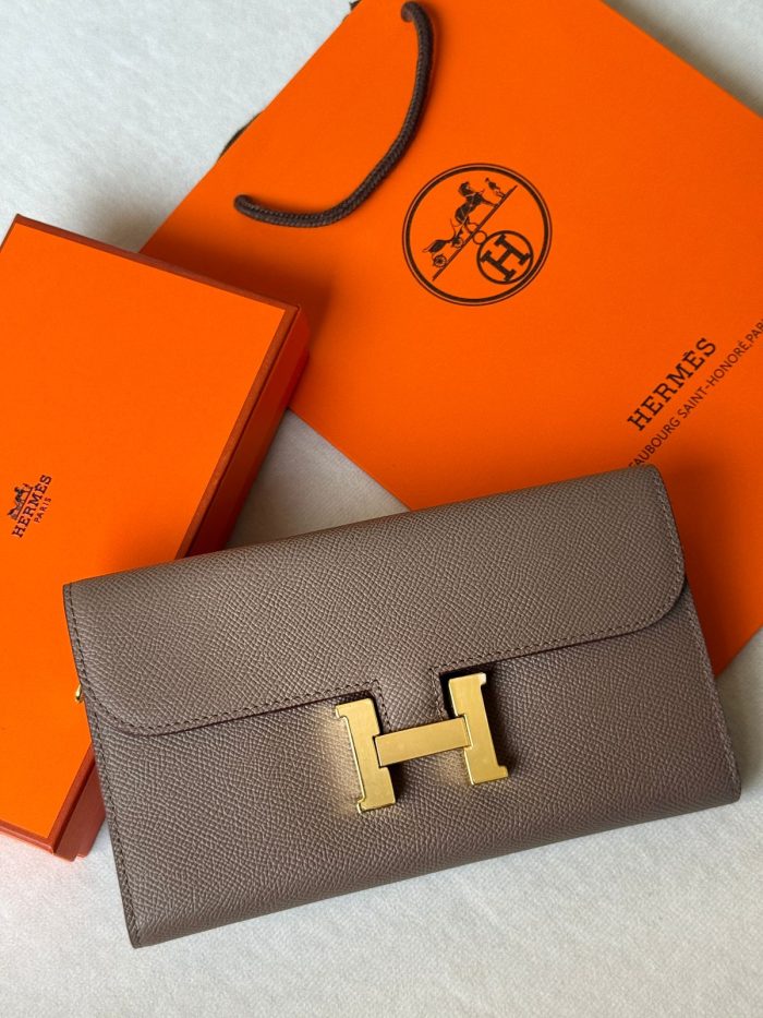 Hermès Constance To Go wallet in etoupe Epsom leather with gold hardware