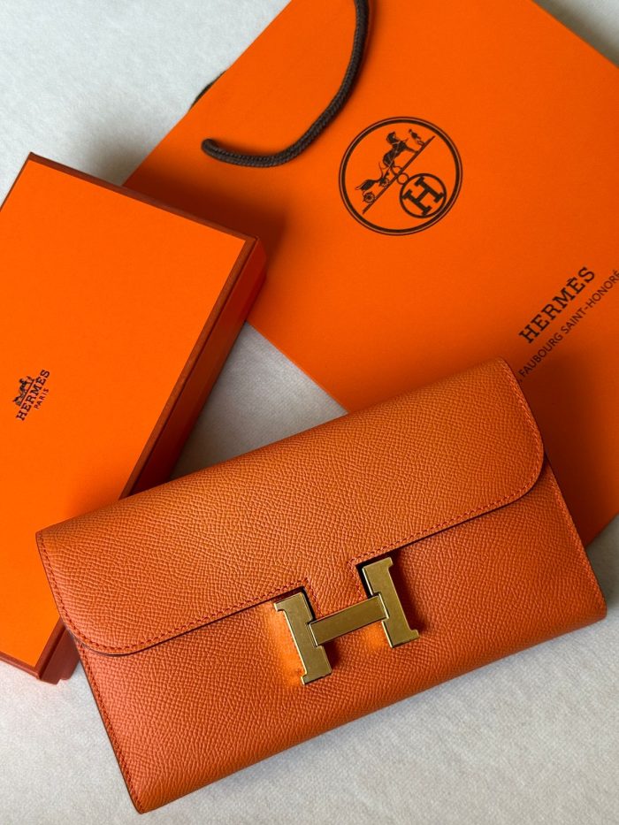 Hermès Constance To Go wallet in Orange  Epsom leather with gold hardware