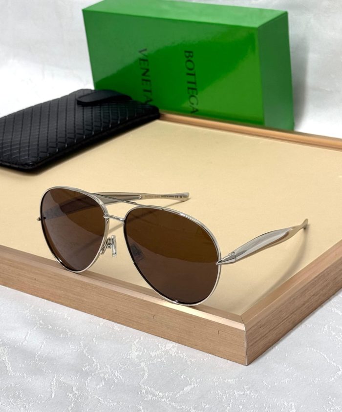 Bottega Veneta Aviator Sunglasses With Sliver Metal With Brown Lense