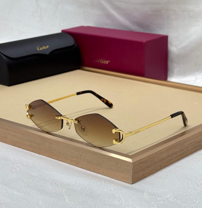 Cartier Panthère Losange (CT0433S) Sunglasses With A Golden Finish Frame And Brown Gradient Lenses
