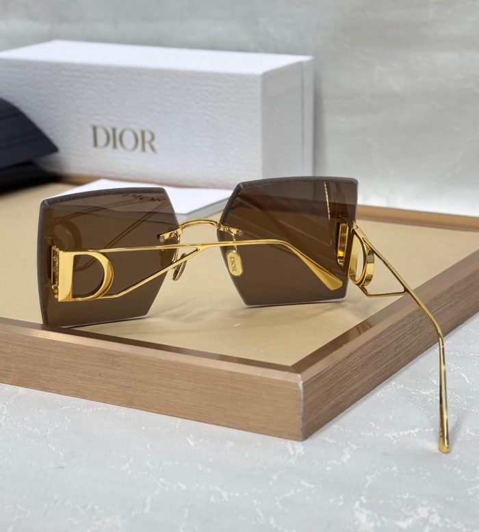 Dior 30Montaigne S7U Square Sunglasses With Brown Lenses And  Gold-Finish
